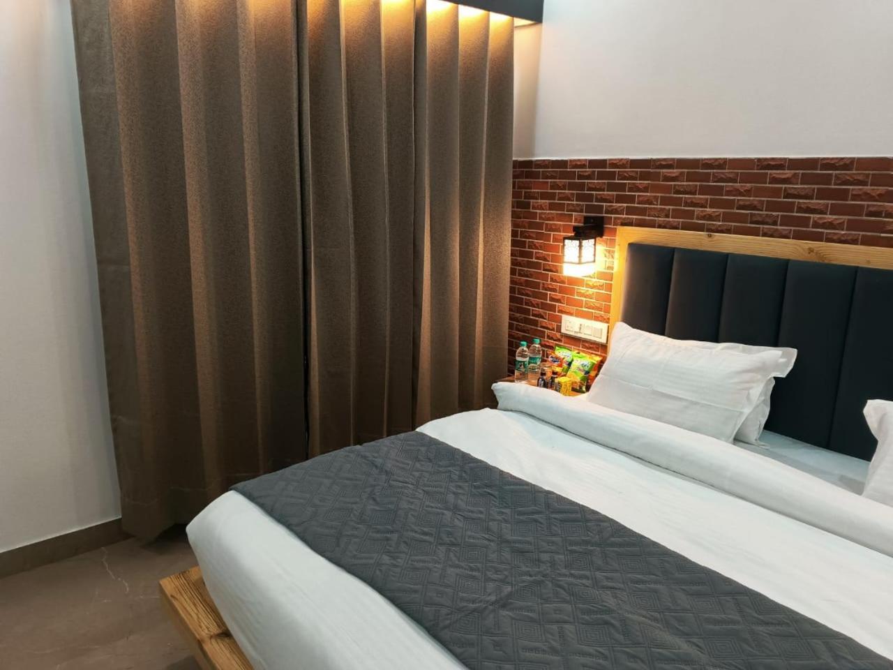 Red Roof Inn 람나가르 외부 사진