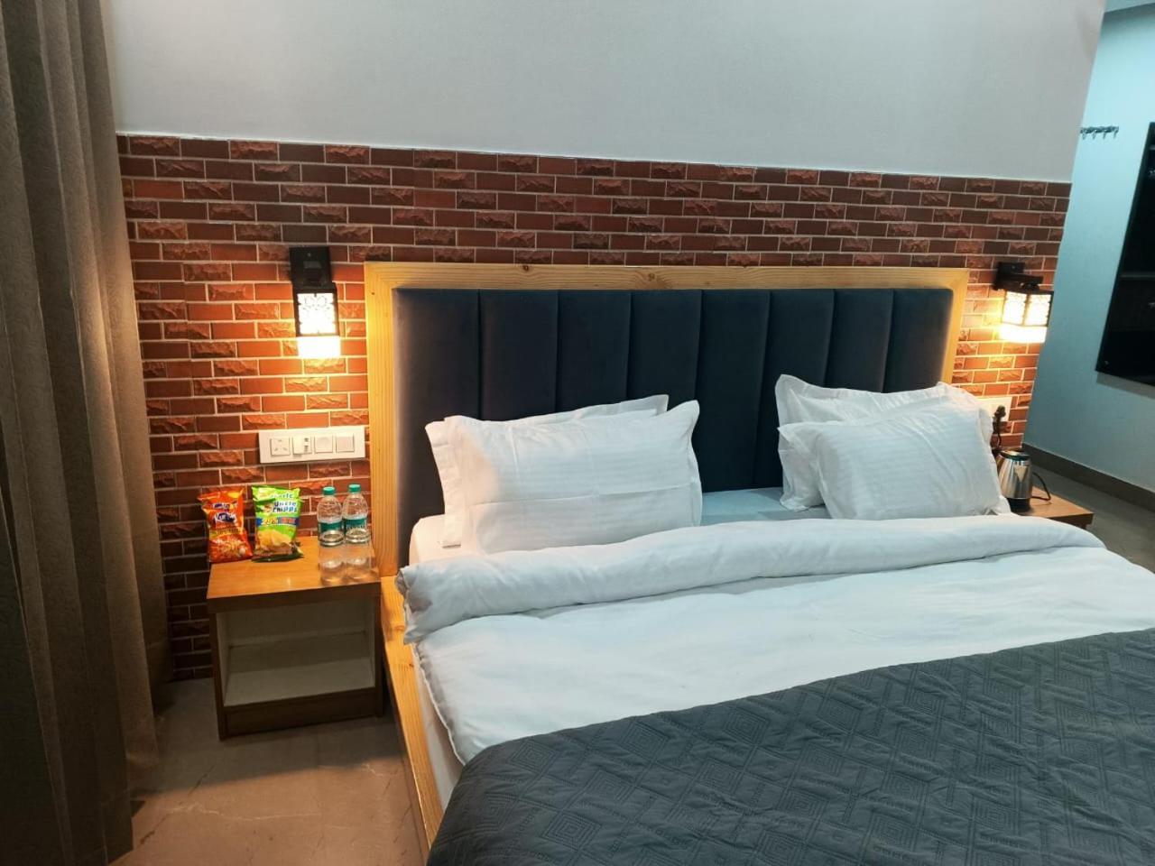 Red Roof Inn 람나가르 외부 사진