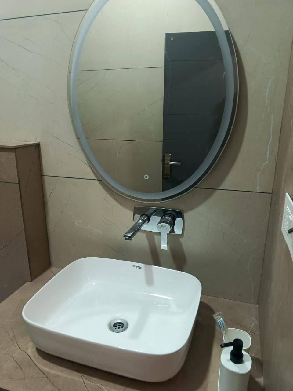 Red Roof Inn 람나가르 외부 사진